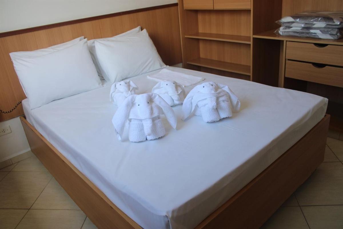Satelite - Itanhaem Hotel Ngoại thất bức ảnh